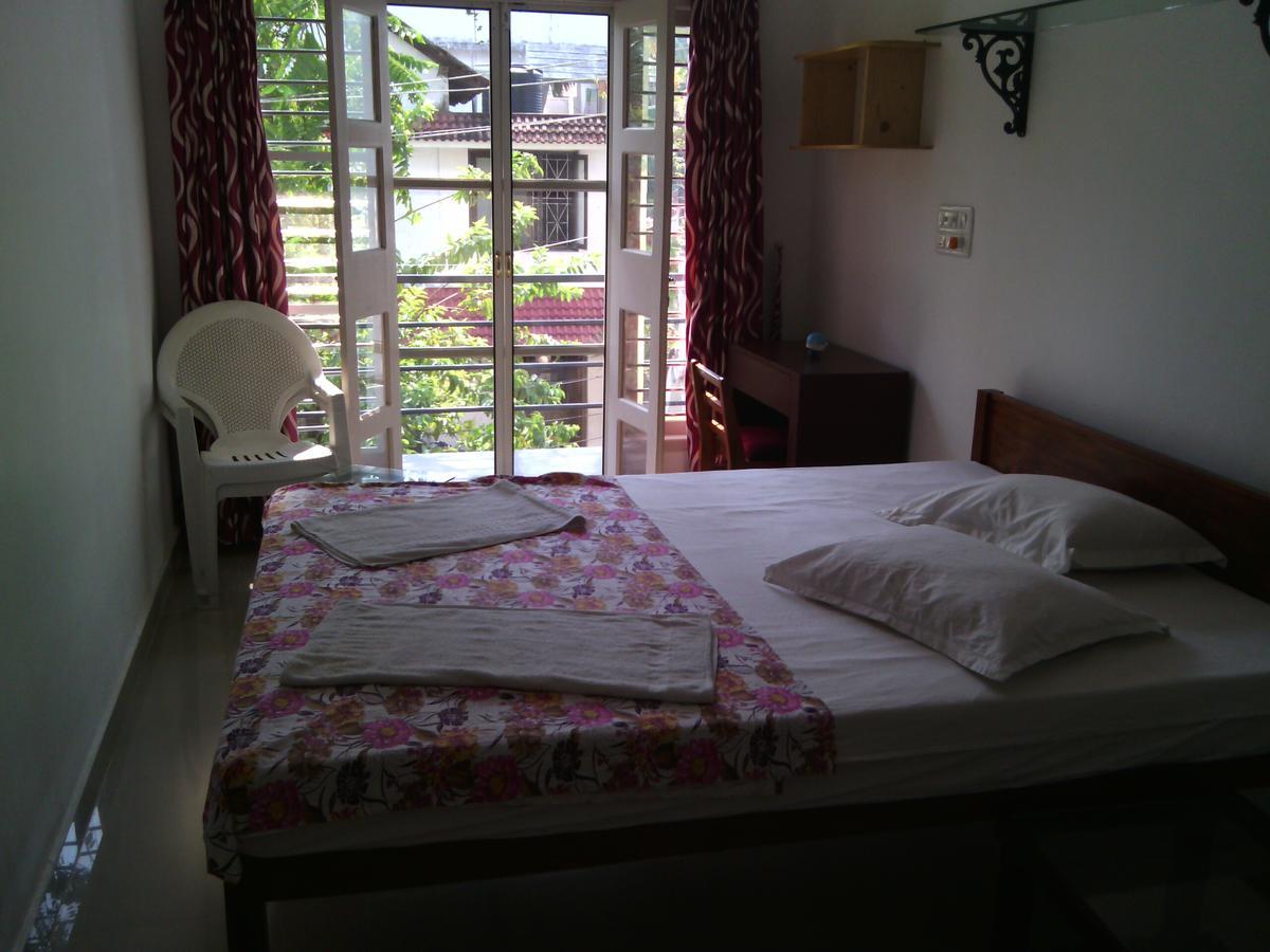 Nathans Holiday Home Kochi Buitenkant foto
