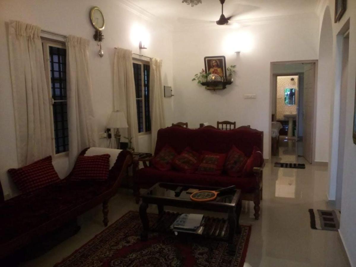 Nathans Holiday Home Kochi Buitenkant foto